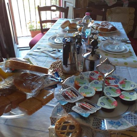 Bed & Breakfast La Rosa Rossa Кали Екстериор снимка
