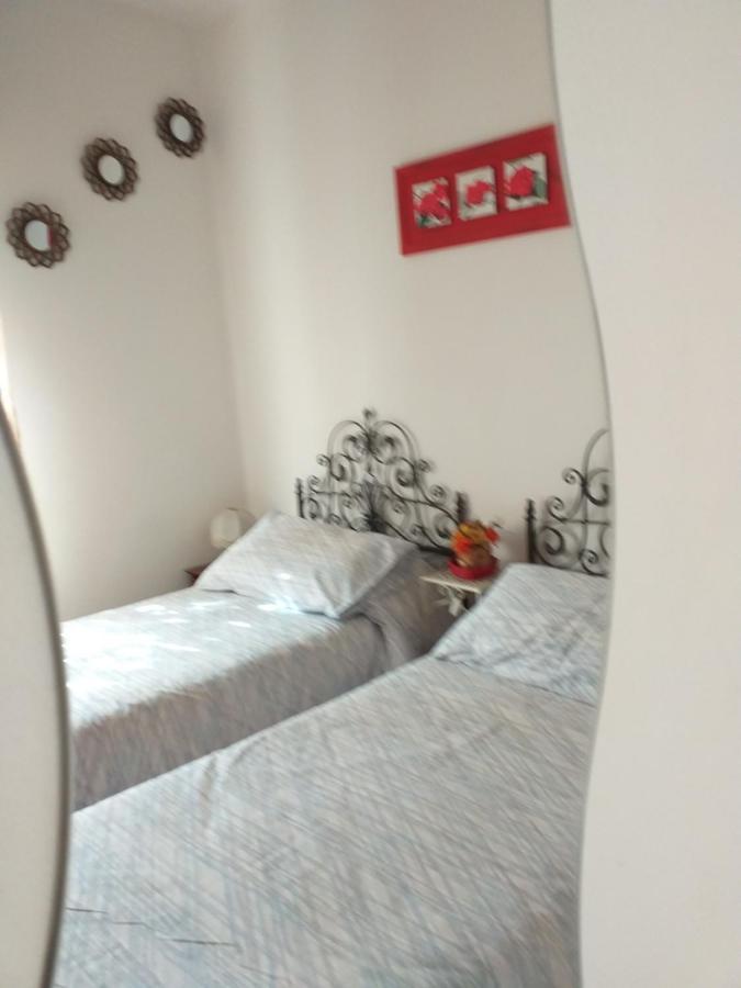 Bed & Breakfast La Rosa Rossa Кали Екстериор снимка