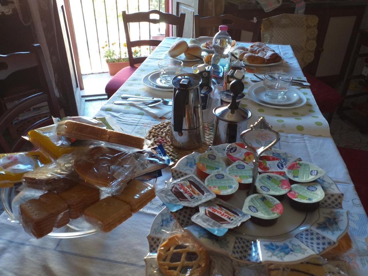 Bed & Breakfast La Rosa Rossa Кали Екстериор снимка