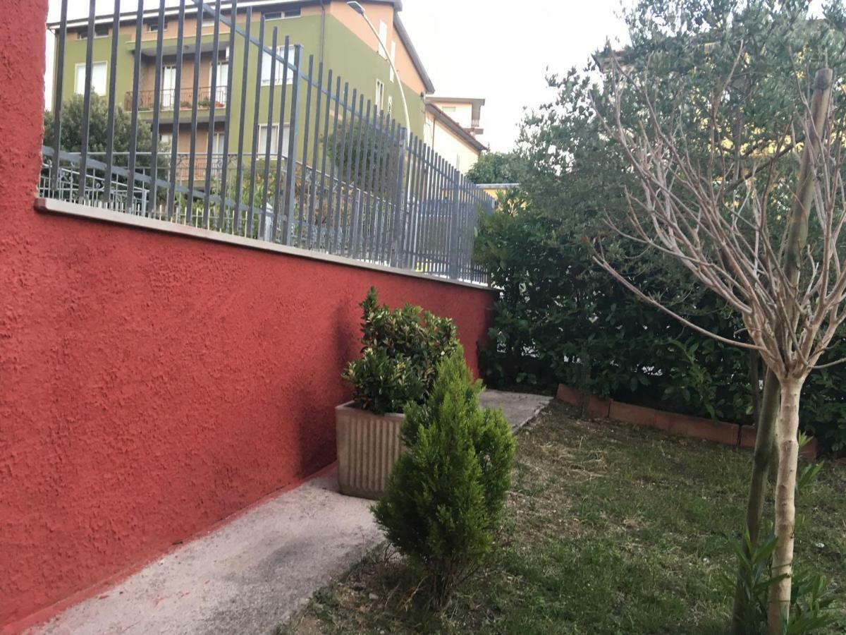 Bed & Breakfast La Rosa Rossa Кали Екстериор снимка